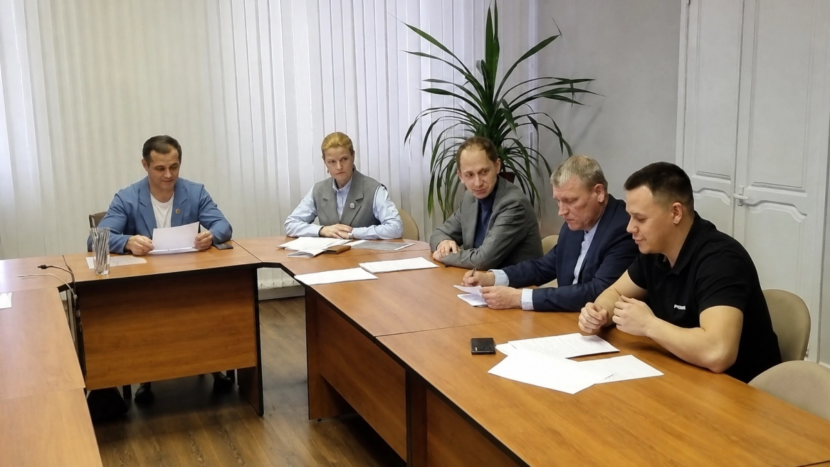 В Железногорске открыли набор в Молодежный парламент с проектами для решения проблем