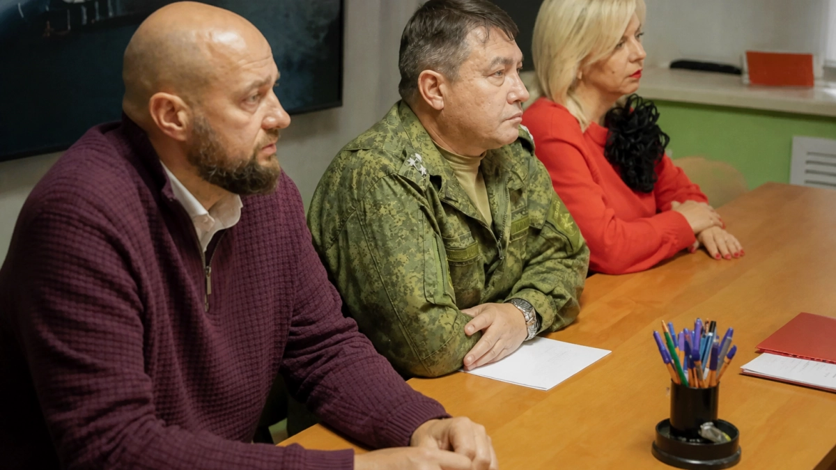 Военкомом ЦАО и САО Курска назначен полковник Юрий Гусаров с боевым опытом