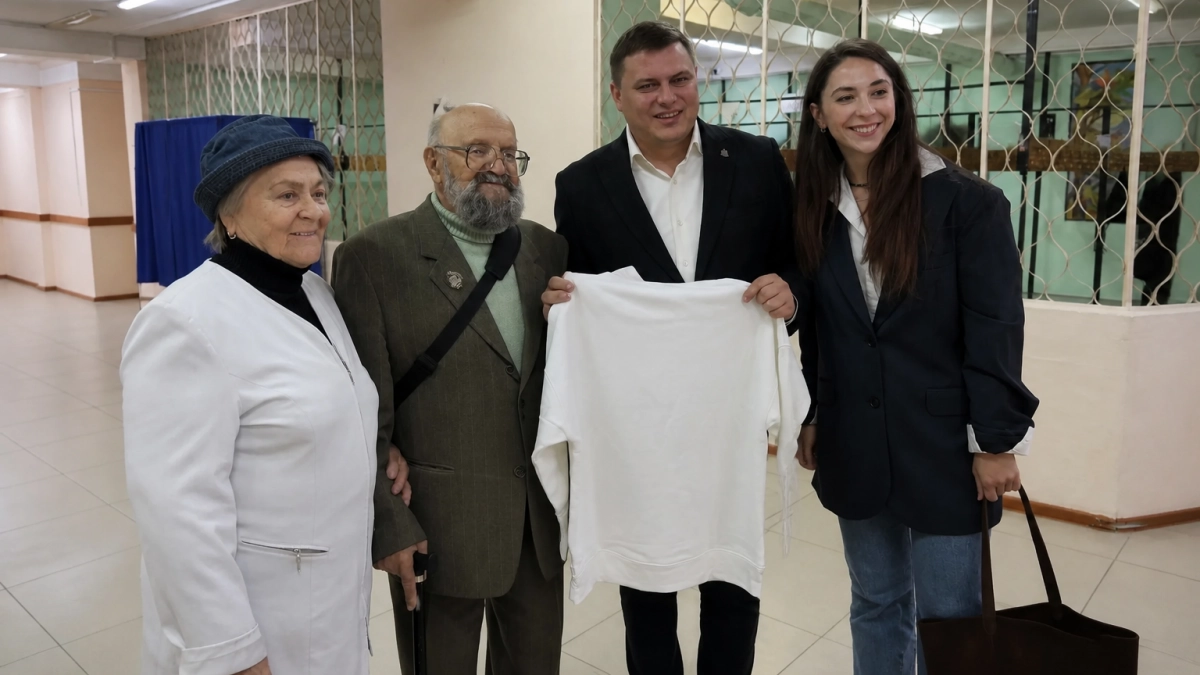 В Курске проголосовал 88-летний заслуженный журналист России Василий Воробьёв
