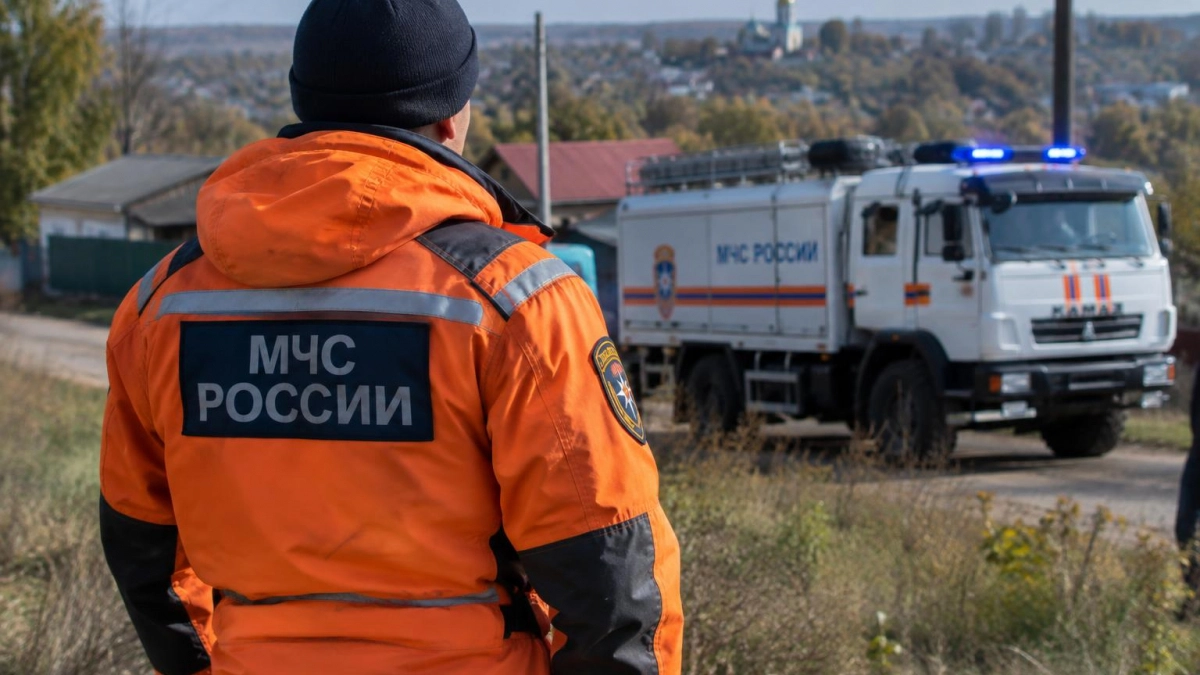 При ударе дрона по Глушково в Курской области пострадала 61-летняя женщина