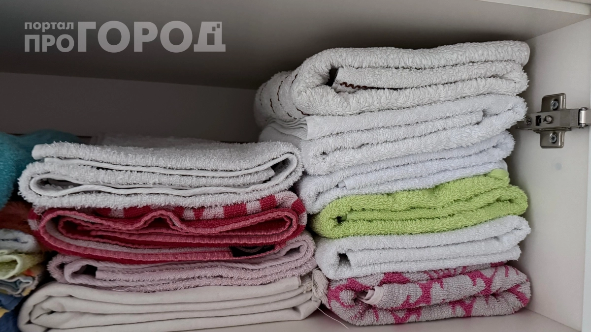 Больше не выбрасываю грязные кухонные полотенца: японский метод с двумя ложками средства возвращает им белизну