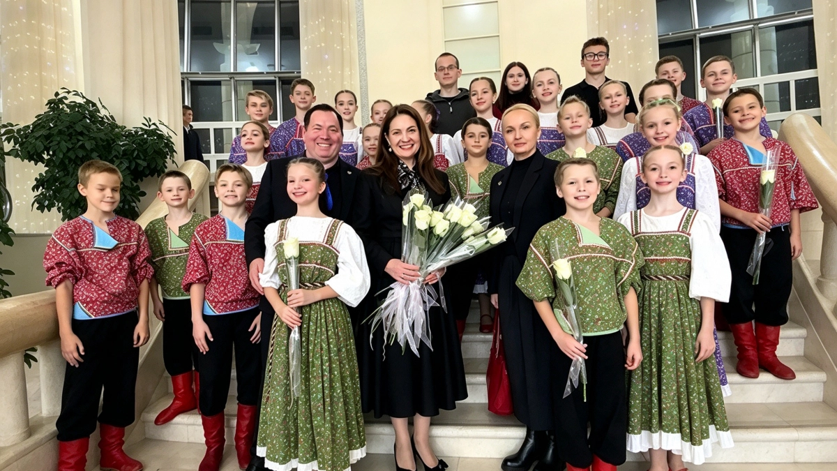 Курское «ВИП-поколение» открыло фестиваль «Москва встречает друзей» в Доме музыки