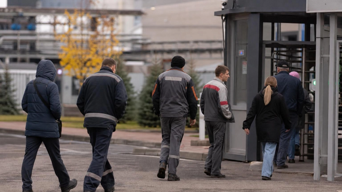 Гострудинспекция разъяснила курянам право на работу без регистрации в регионе