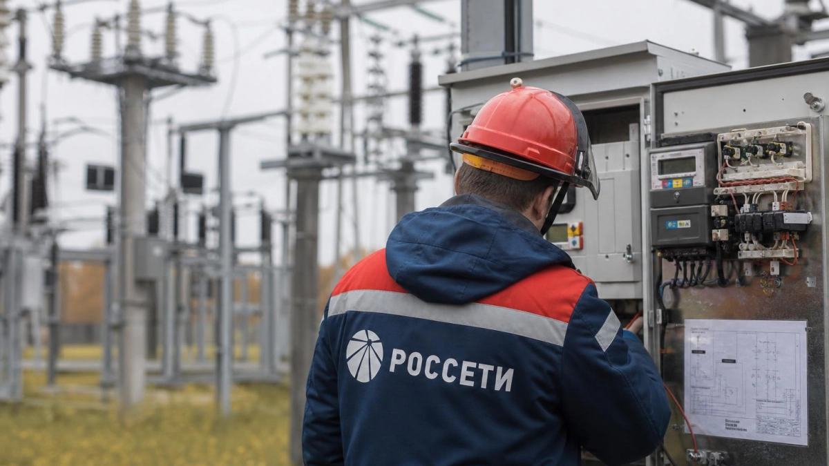 В Курской области после удара по энергообъекту без света остались 98 домов