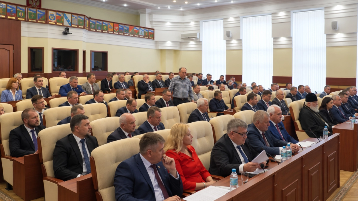 Мандат Александра Брыксина в Курской облдуме передали Герою труда Владимиру Щедову