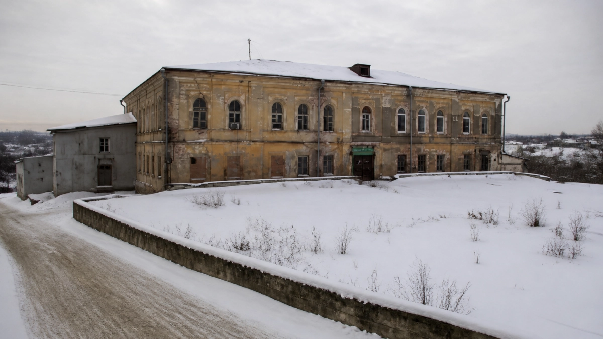 Братский корпус монастыря в Курске отреставрируют за 300 млн под музей