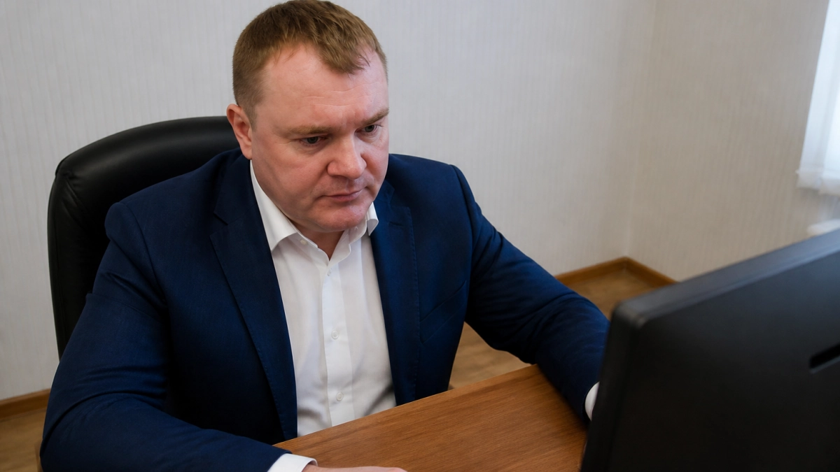 Курский министр лично проверил склад старых шин после жалоб экологов на нарушения