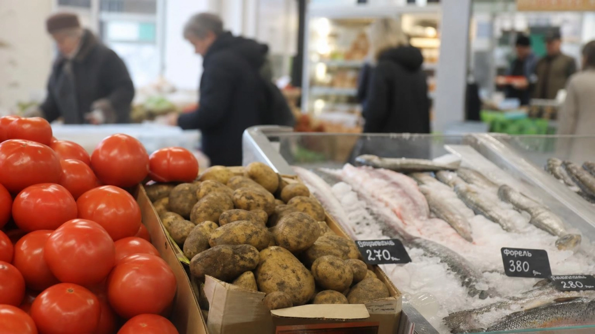 Картофель обогнал помидоры и возглавил список подорожавших продуктов в Курске