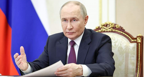 Путин поручил оказать поддержку пострадавшим от ЧС в Белгородской и Курской областях