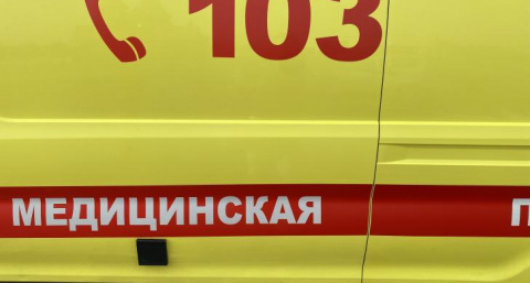 Пострадавших при падении локомотива с моста перевели в больницу РЖД