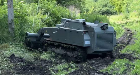 Саперы очищают Курскую область от взрывоопасных предметов с помощью роботов