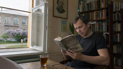 Заключённые курских колоний выбрали фаворитом писателя-фронтовика Константина Воробьёва